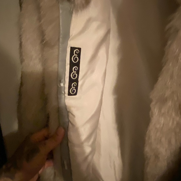 Blue fox fur coat - Picture 3 of 7